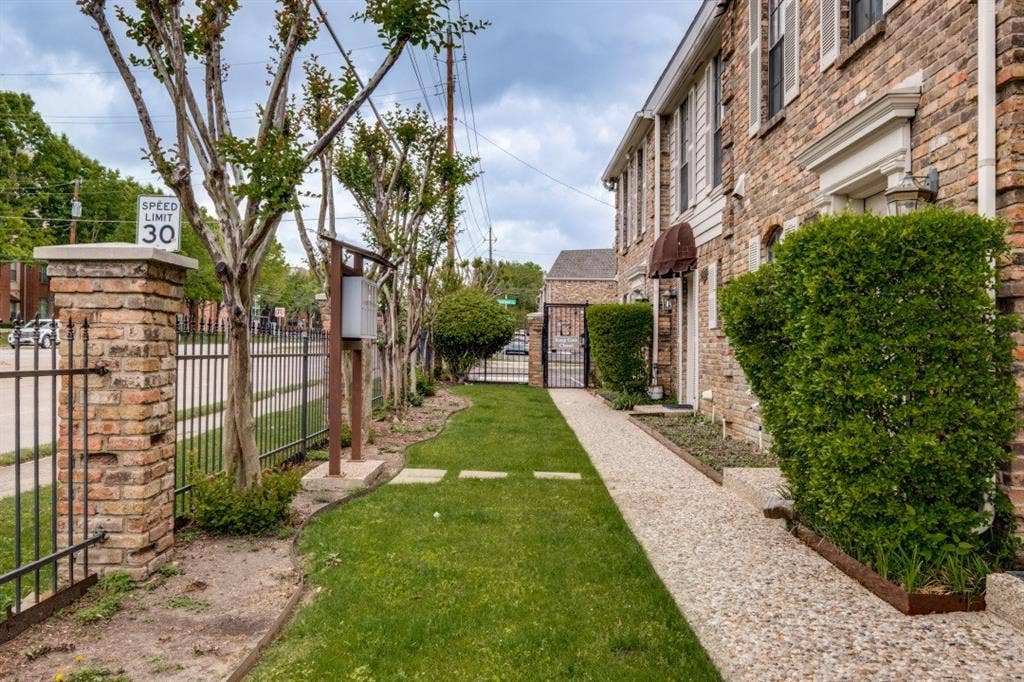 2816 Wycliff Avenue, Dallas, TX 75219 2816 Wycliff Avenue, Dallas, TX 75219