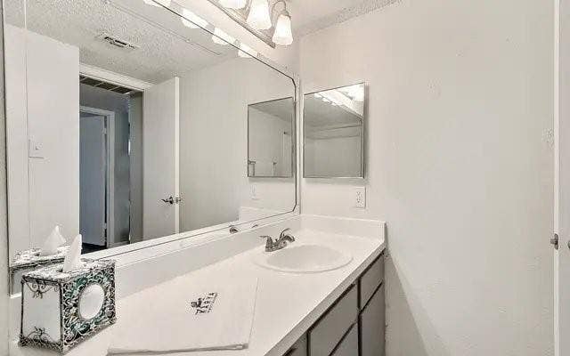 4021 Steck Avenue, #817, Austin, TX 78759 Fall into November savings - 2 Months Free *Terms may apply