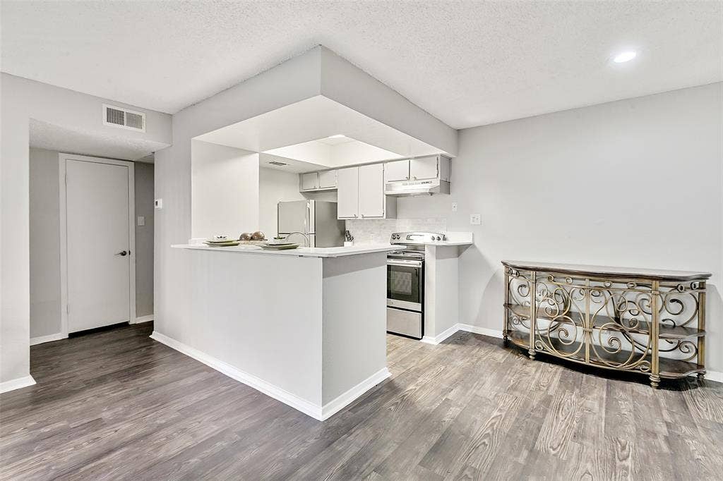 4021 Steck Avenue, #817, Austin, TX 78759 Fall into November savings - 2 Months Free *Terms may apply