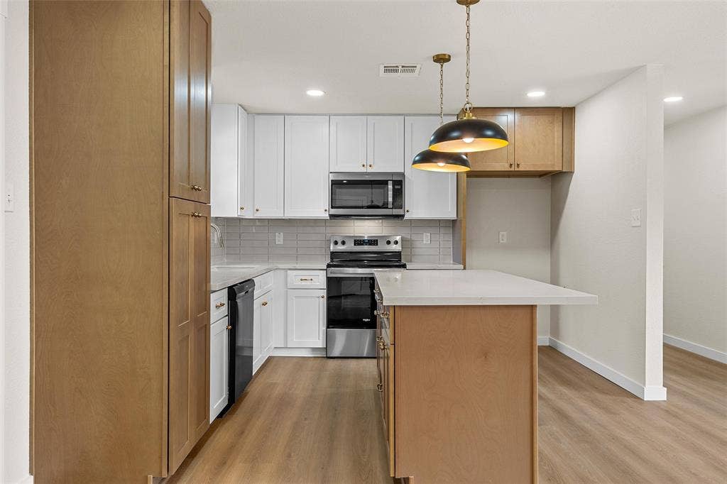 4617 Cole Avenue, Waco, TX 76710 4617 Cole Avenue, Waco, TX 76710