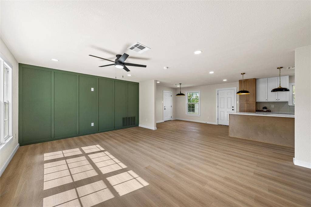 4617 Cole Avenue, Waco, TX 76710 4617 Cole Avenue, Waco, TX 76710