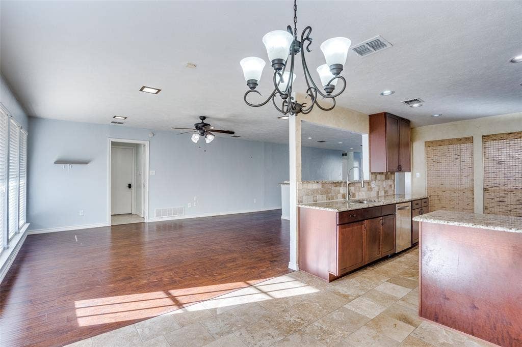 1612 N Yale Boulevard, Richardson, TX 75081 1612 N Yale Boulevard, Richardson, TX 75081