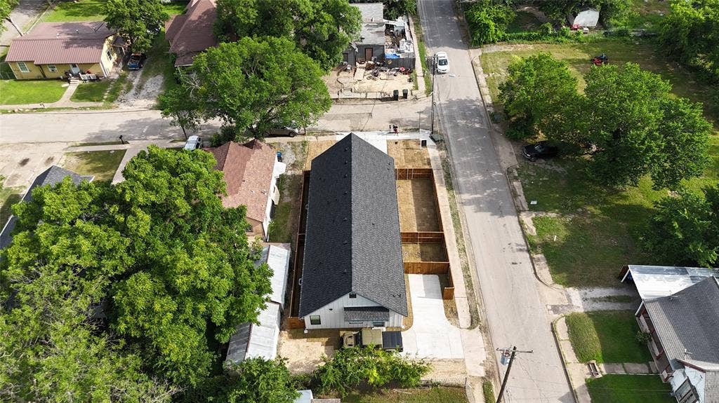 2916 Hemphill Street, Greenville, TX 75401 2916 Hemphill Street, Greenville, TX 75401