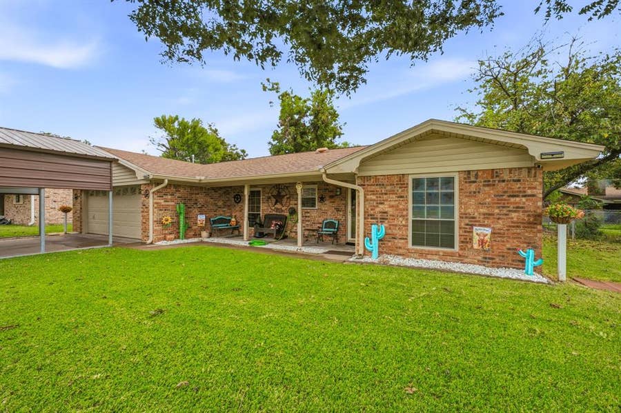 Property photo for 2606 Jasmine Street, Stephenville, TX