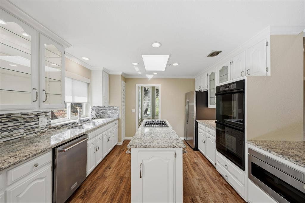 6204 Liberty Hill, Dallas, TX 75248 6204 Liberty Hill, Dallas, TX 75248