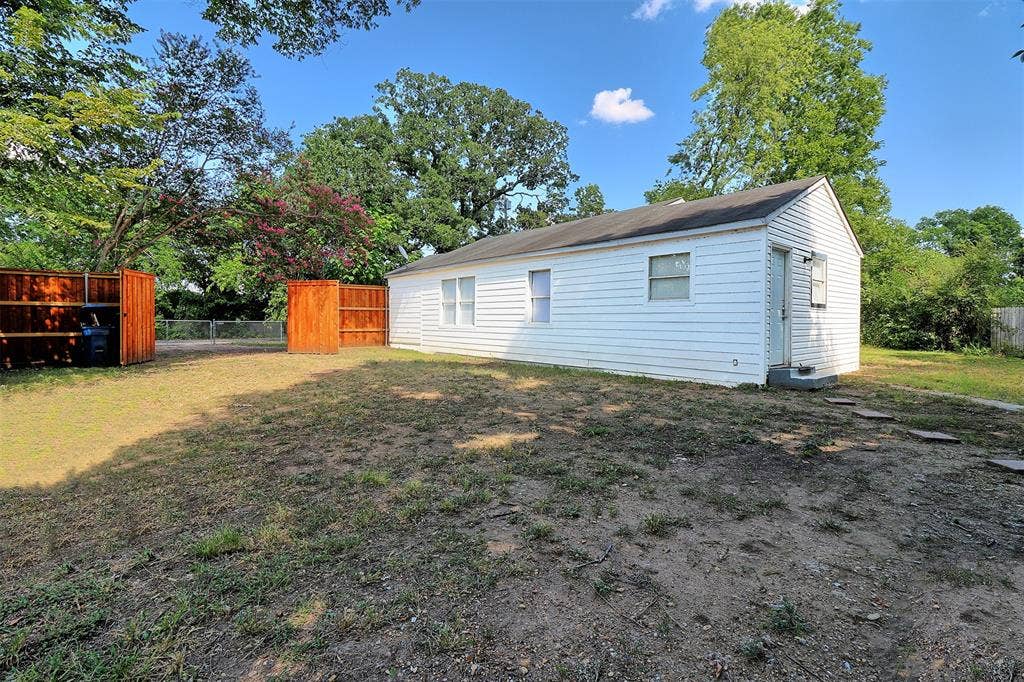 1635 Trout Road, Hutchins, TX 75141