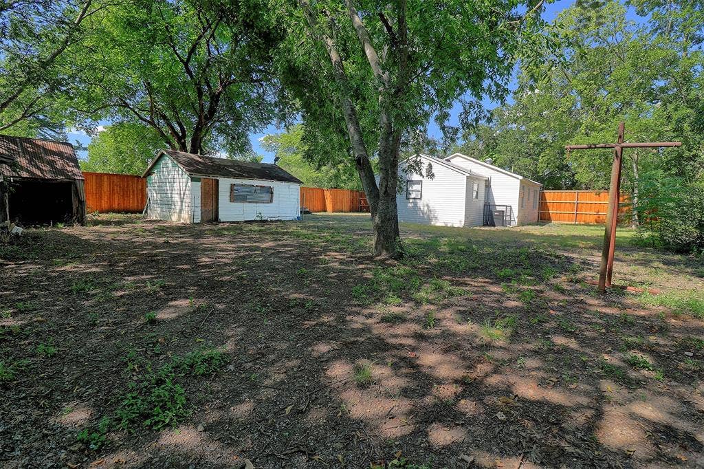 1635 Trout Road, Hutchins, TX 75141
