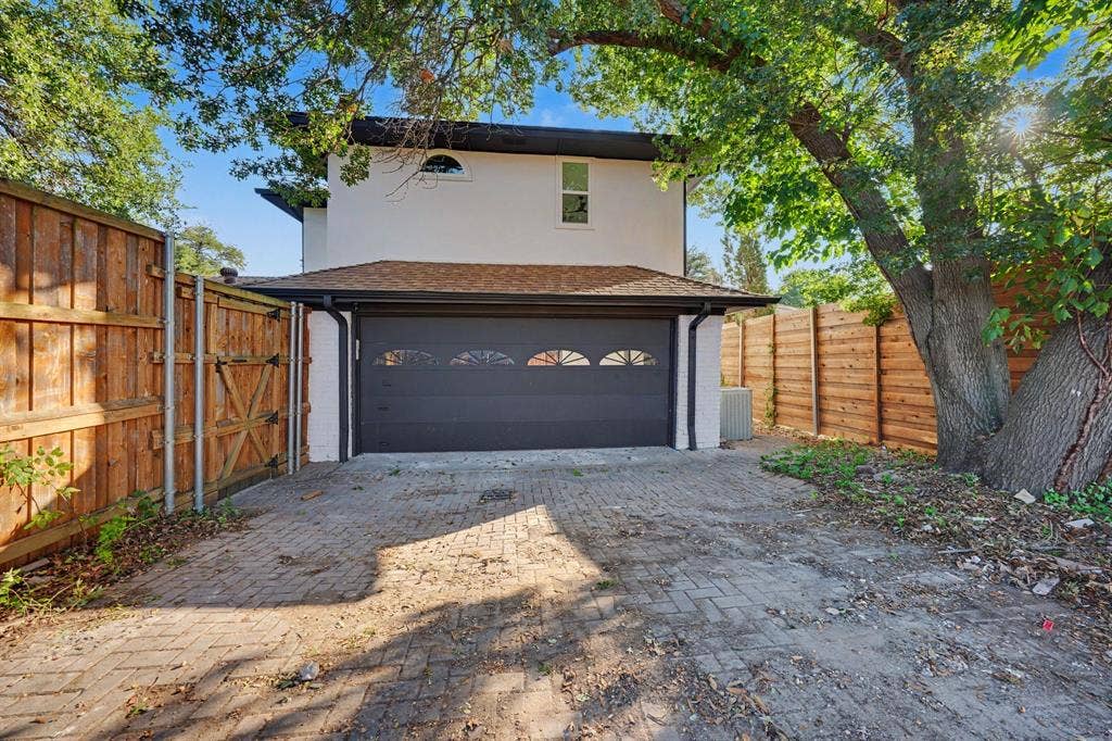 7203 Duffield Drive, Dallas, TX 75248 7203 Duffield Drive, Dallas, TX 75248