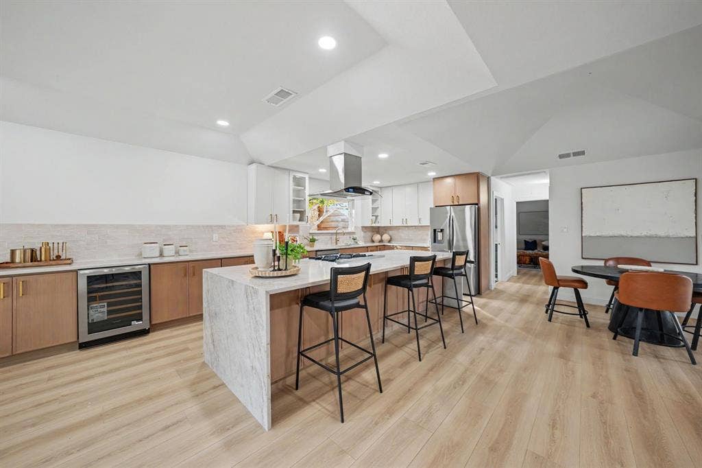 7203 Duffield Drive, Dallas, TX 75248 7203 Duffield Drive, Dallas, TX 75248
