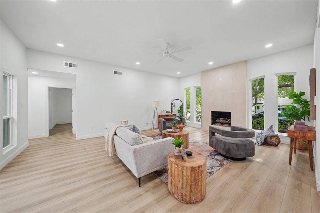 7203 Duffield Drive, Dallas, TX 75248 7203 Duffield Drive, Dallas, TX 75248