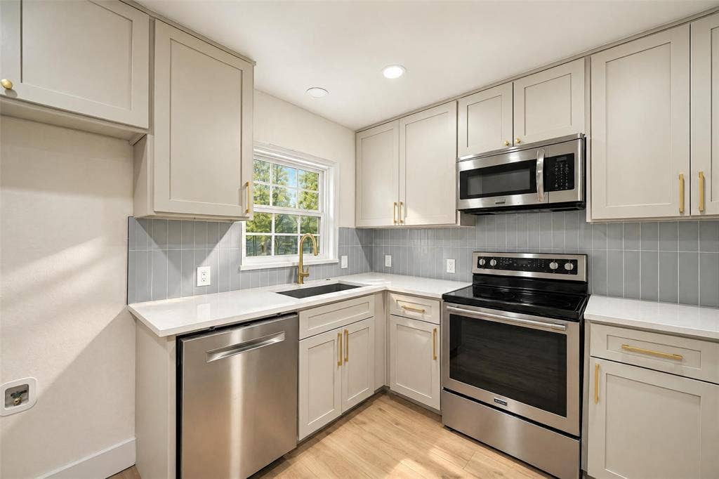 405 Avenue C, Seagoville, TX 75159 405 Avenue C, Seagoville, TX 75159