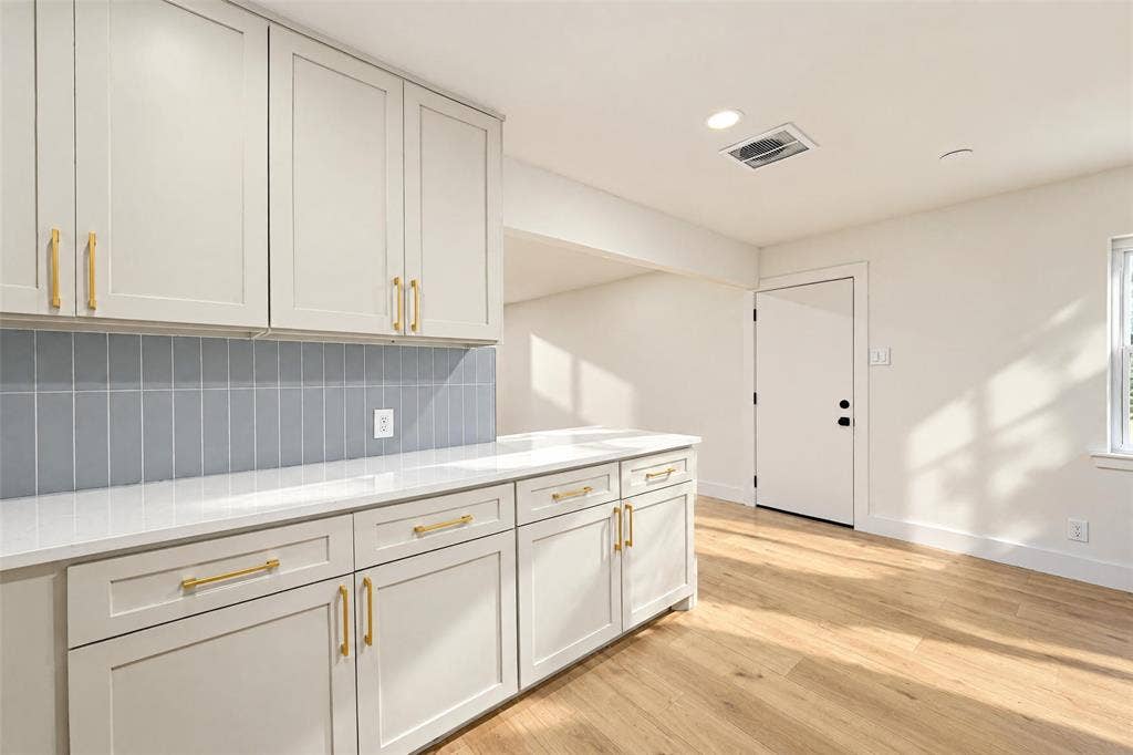 405 Avenue C, Seagoville, TX 75159 405 Avenue C, Seagoville, TX 75159