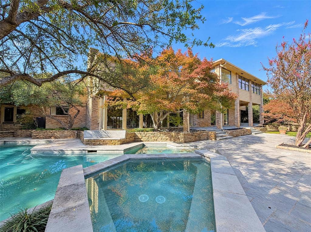 7266 Lupton Circle, Dallas, TX 75225