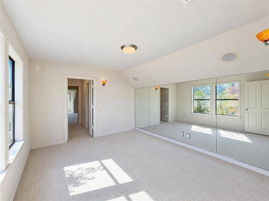 7266 Lupton Circle, Dallas, TX 75225