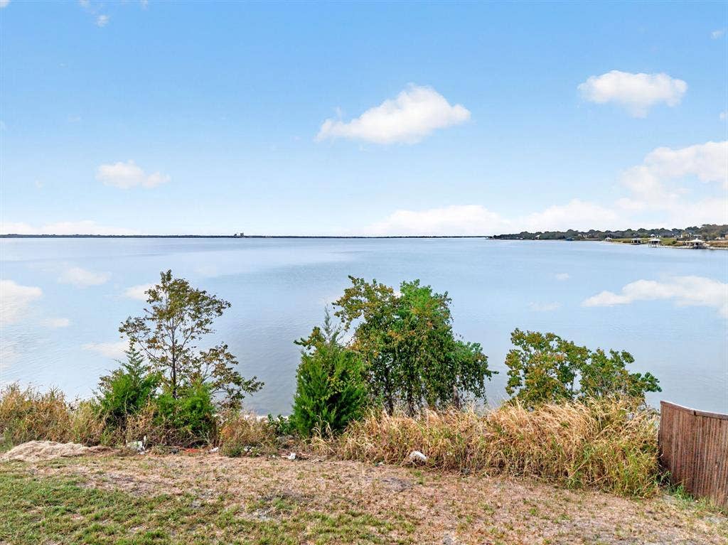 18029 Lake Ray Hubbard Drive, Forney, TX 75126