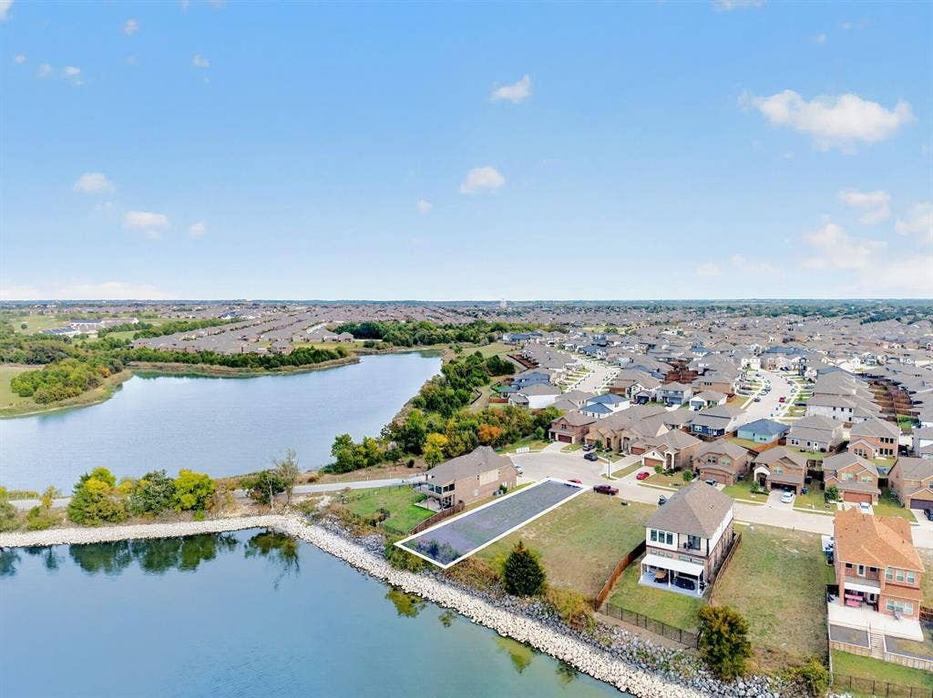 18029 Lake Ray Hubbard Drive, Forney, TX 75126