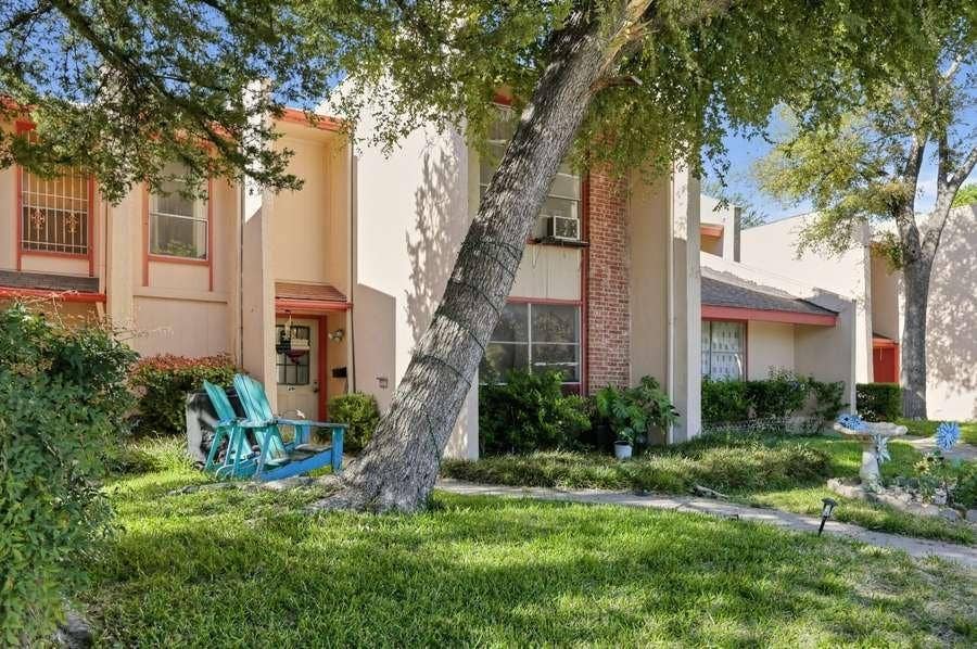 531 Arborview Drive, Garland, TX 75043 531 Arborview Drive, Garland, TX 75043