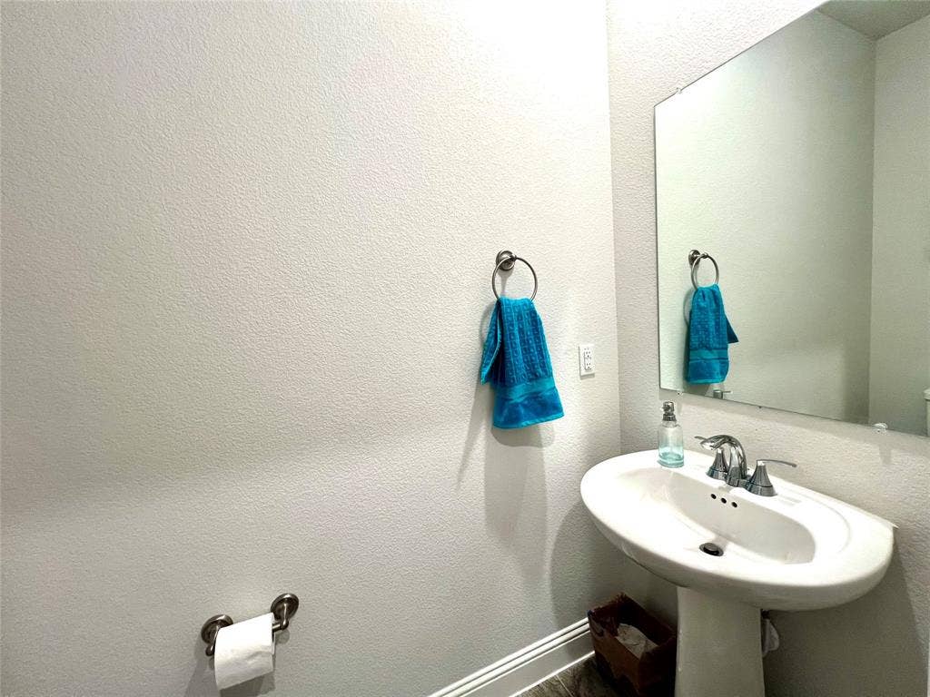 2707 Woodland Court, Wylie, TX 75098 View of bathroom