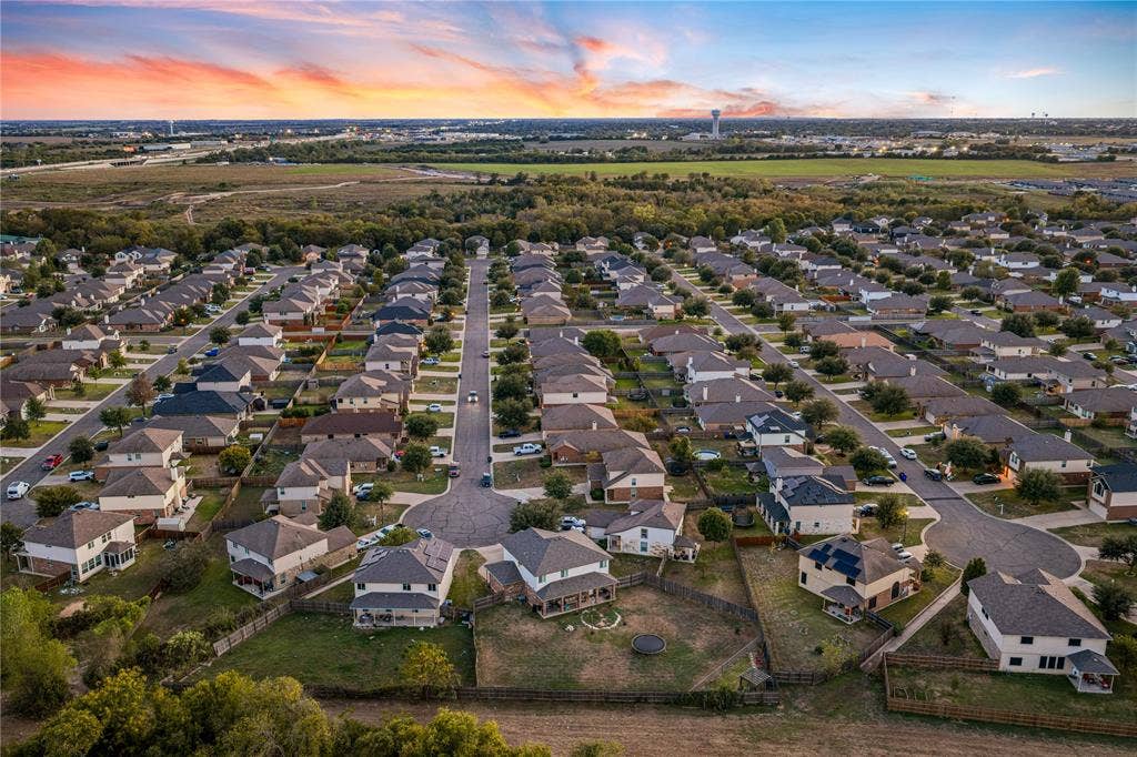 6500 Deming Drive, Waco, TX 76712 6500 Deming Drive, Waco, TX 76712