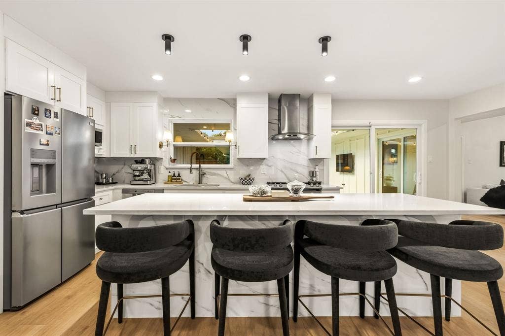 7429 Tangleglen Drive, Dallas, TX 75248 7429 Tangleglen Drive, Dallas, TX 75248