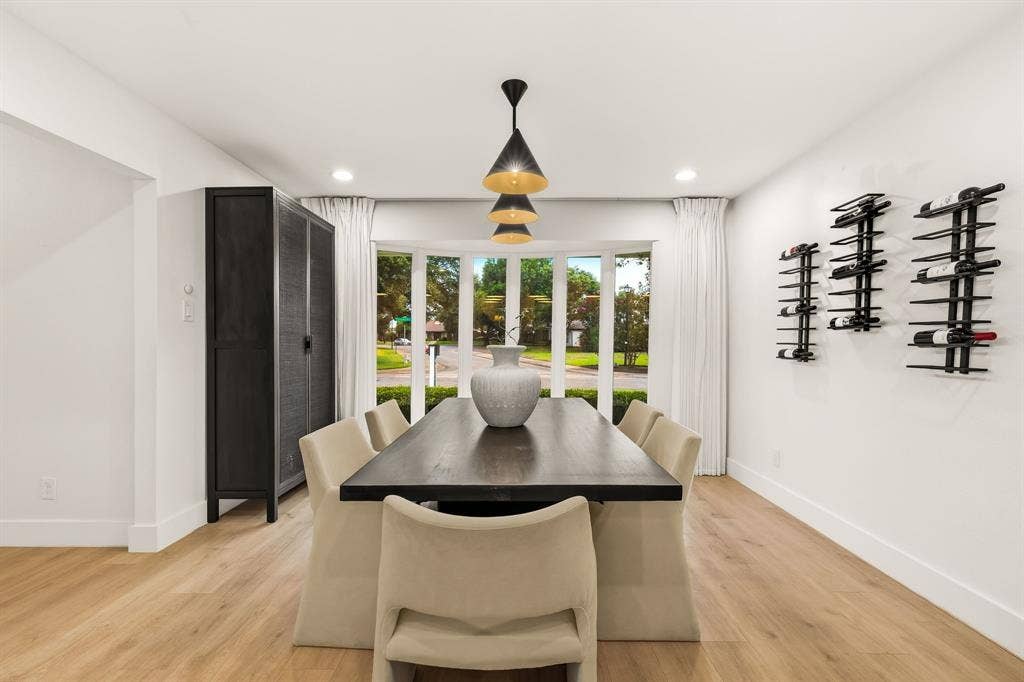 7429 Tangleglen Drive, Dallas, TX 75248 7429 Tangleglen Drive, Dallas, TX 75248