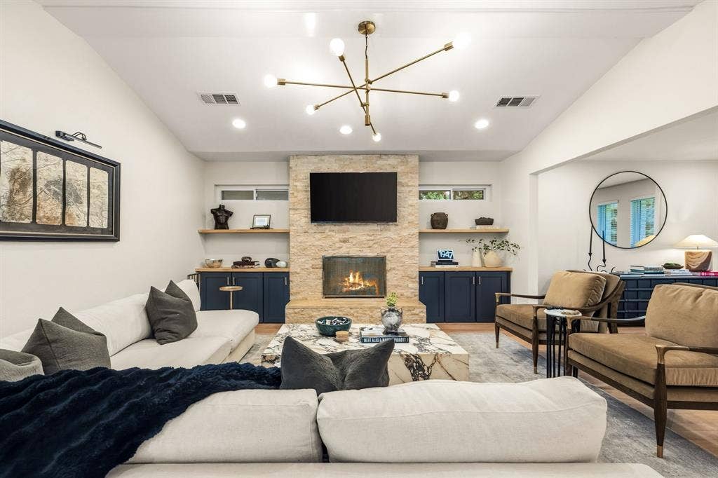 7429 Tangleglen Drive, Dallas, TX 75248 7429 Tangleglen Drive, Dallas, TX 75248