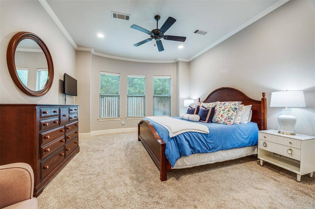 2242 Forest Hollow Park, Dallas, TX 75228 2242 Forest Hollow Park, Dallas, TX 75228