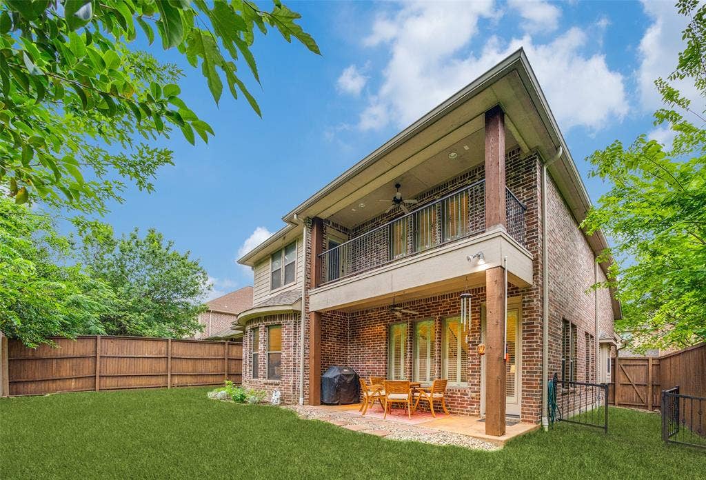 2242 Forest Hollow Park, Dallas, TX 75228 2242 Forest Hollow Park, Dallas, TX 75228
