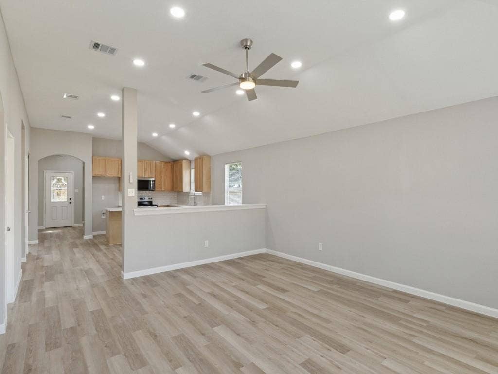 9613 Brierwyck Drive, Dallas, TX 75217 9613 Brierwyck Drive, Dallas, TX 75217