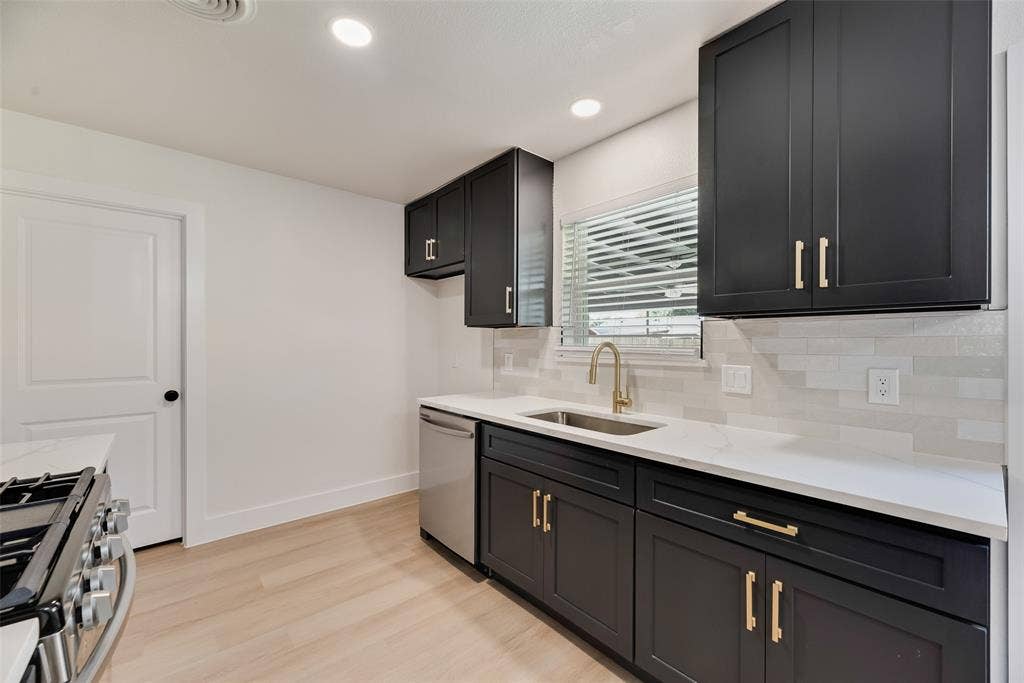 11311 Dalron Drive, Dallas, TX 75218 11311 Dalron Drive, Dallas, TX 75218