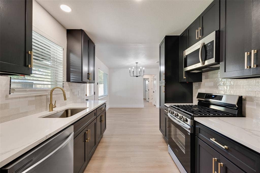 11311 Dalron Drive, Dallas, TX 75218 11311 Dalron Drive, Dallas, TX 75218