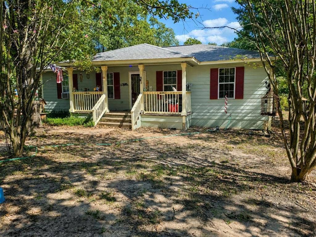 9735 Richardson Rd, Athens, TX 75752 9735 Richardson Rd, Athens, TX 75752