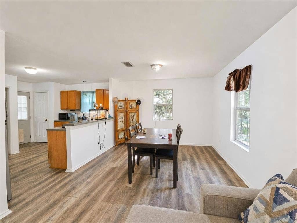 9735 Richardson Rd, Athens, TX 75752 9735 Richardson Rd, Athens, TX 75752