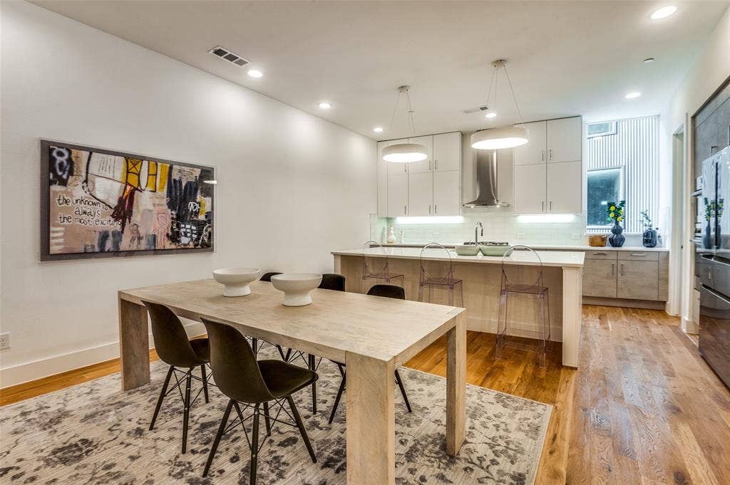 426 W 9th Street, #104, Dallas, TX 75208