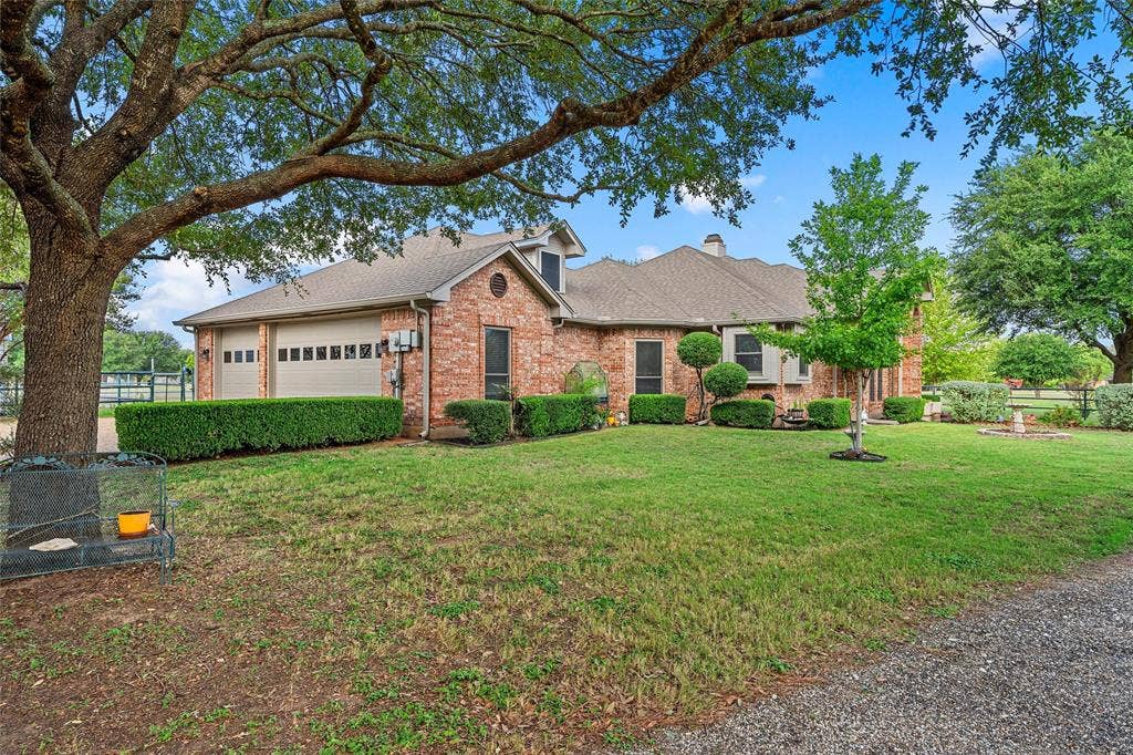 525 Taylor Oaks Drive, Waco, TX 76705 525 Taylor Oaks Drive, Waco, TX 76705