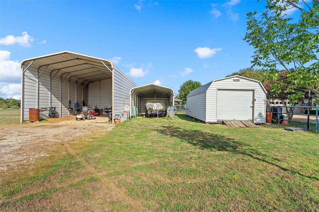 525 Taylor Oaks Drive, Waco, TX 76705 525 Taylor Oaks Drive, Waco, TX 76705