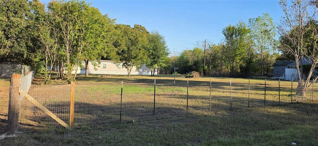 1000 Cove Drive, West Tawakoni, TX 75474 1000 Cove Drive, West Tawakoni, TX 75474