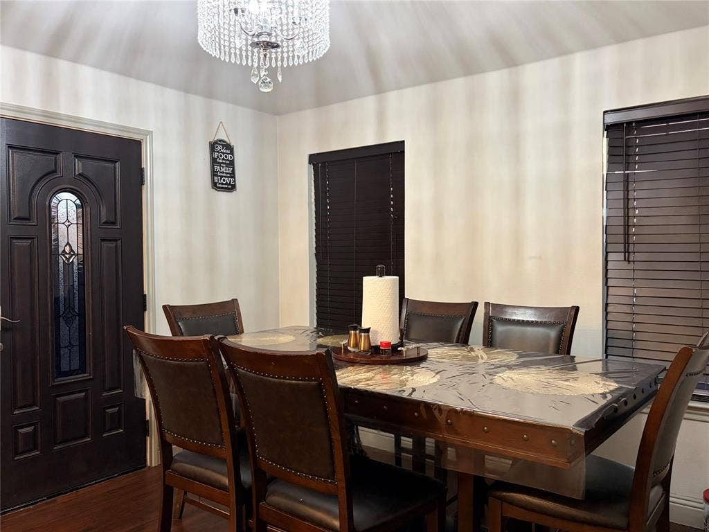 2810 Britton Drive, Dallas, TX 75216 2810 Britton Drive, Dallas, TX 75216
