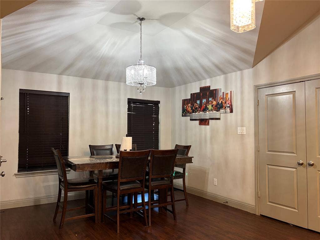 2810 Britton Drive, Dallas, TX 75216 2810 Britton Drive, Dallas, TX 75216