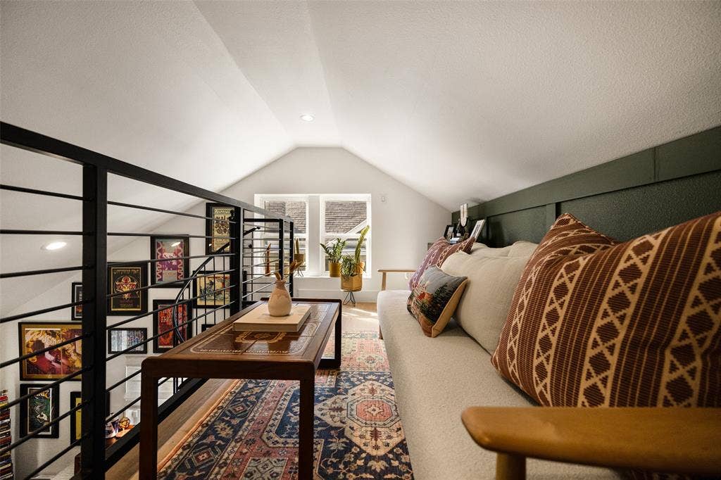 217 N Waverly Drive, Dallas, TX 75208 217 N Waverly Drive, Dallas, TX 75208