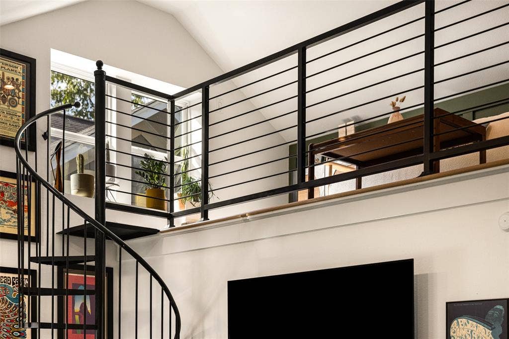 217 N Waverly Drive, Dallas, TX 75208 217 N Waverly Drive, Dallas, TX 75208