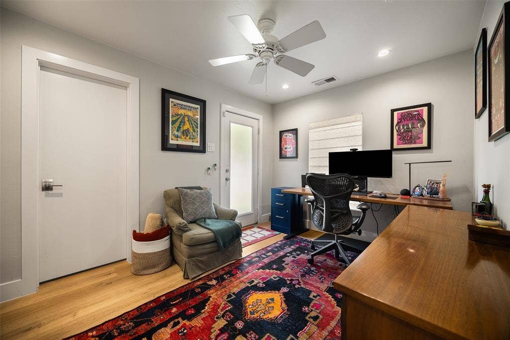 217 N Waverly Drive, Dallas, TX 75208 217 N Waverly Drive, Dallas, TX 75208