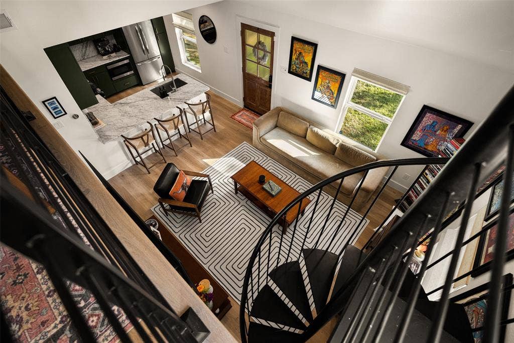 217 N Waverly Drive, Dallas, TX 75208 217 N Waverly Drive, Dallas, TX 75208