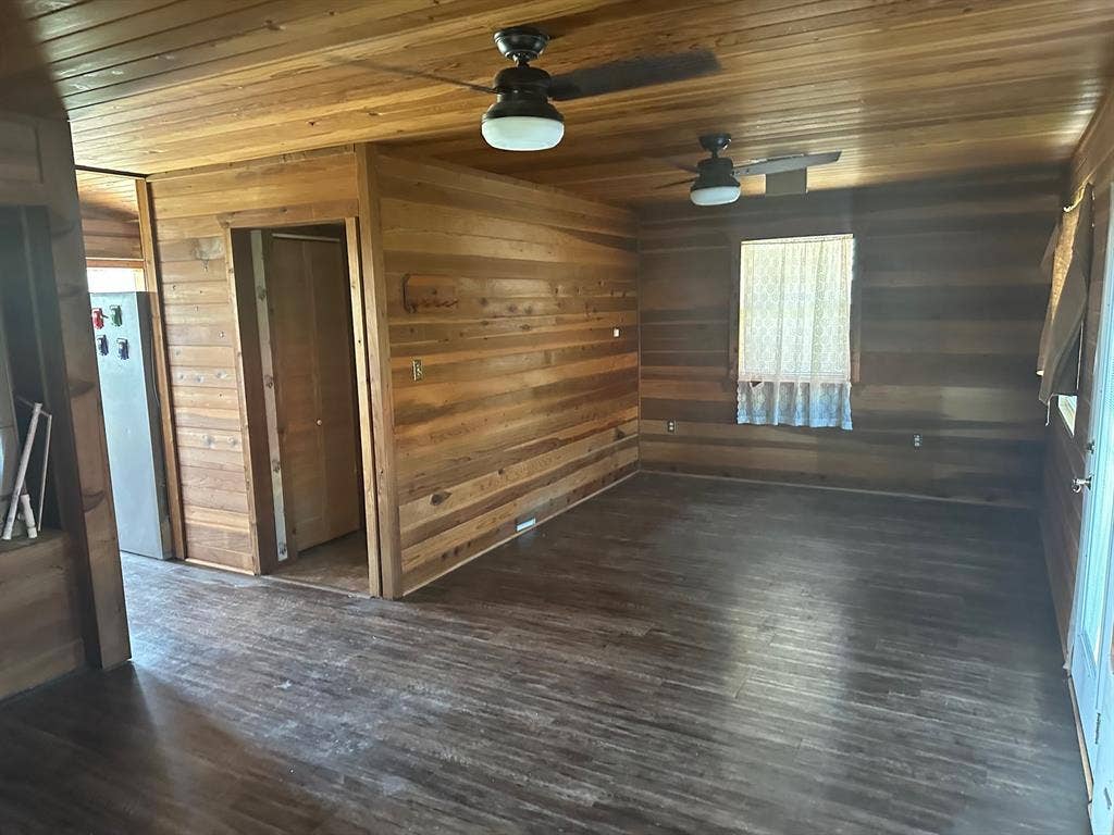4554-4562 Eddy-Gatesville Parkway, Moody, TX 76557 4554-4562 Eddy-Gatesville Parkway, Moody, TX 76557