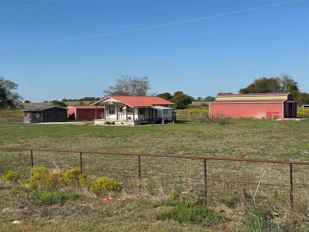 4554-4562 Eddy-Gatesville Parkway, Moody, TX 76557 4554-4562 Eddy-Gatesville Parkway, Moody, TX 76557