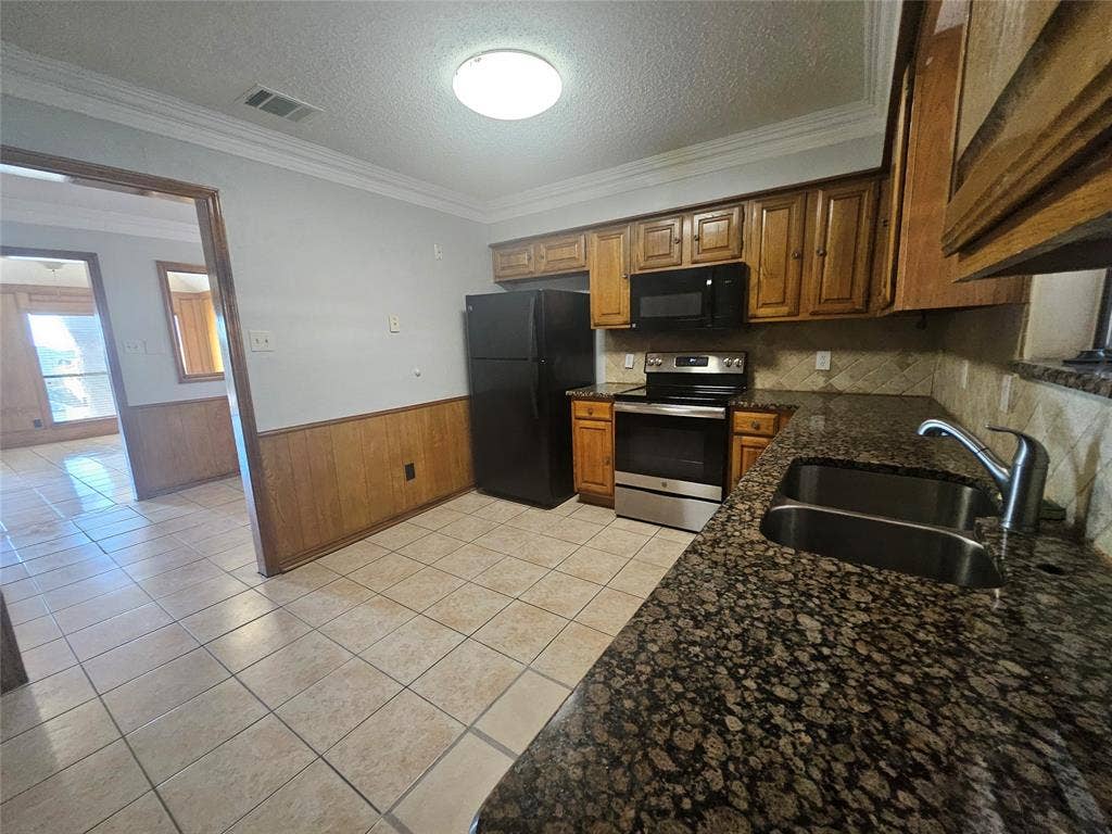 2008 Cottonwood Road, Carrollton, TX 75006 2008 Cottonwood Road, Carrollton, TX 75006