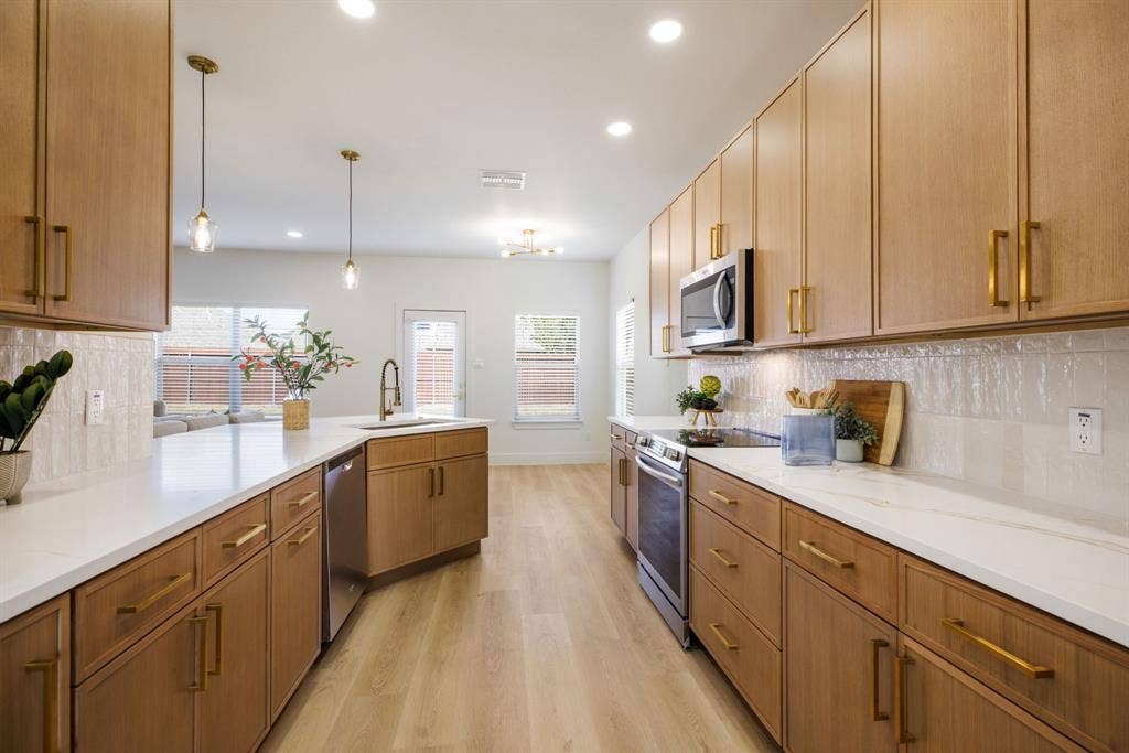 9708 Mystic Dunes Drive, McKinney, TX 75072 9708 Mystic Dunes Drive, McKinney, TX 75072