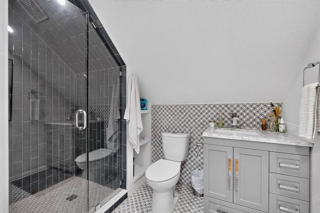3406 Sundance Court, Granbury, TX 76049 3406 Sundance Court, Granbury, TX 76049
