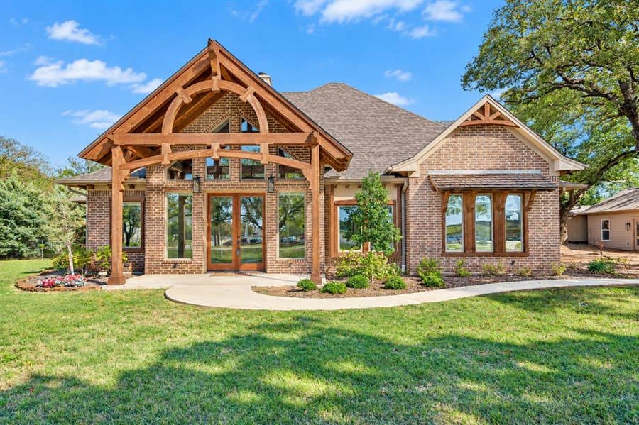 Property photo for 124 N Garza Road, Shady Shores, TX