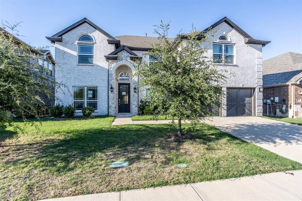 806 Lawndale Street, Celina, TX 75009 806 Lawndale Street, Celina, TX 75009